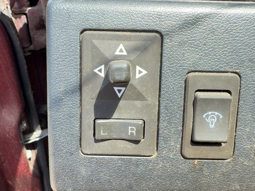 1985-1988 Nissan Maxima GXE Sedan Power Mirror Control Switch OEM 3.0L