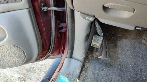 1997-2002 Ford Expedition Driver Left Lower Kick Trim Panel Oem Gray F2