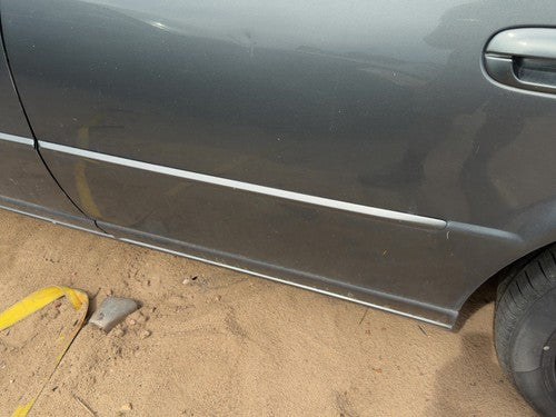 98-04 Seville Driver Left Rear Moulding From Door Back Side Molding Sedan Sts Th