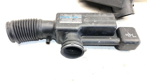 08-09 G8 Complete Air Intake Cleaner Filter Box Housing With Tube Oem 3.6L