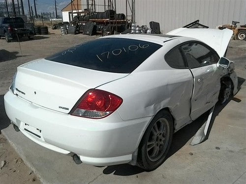 2006 Hyundai Tiburon Speedometer Dash Trim Bezel Oem Surround Panel