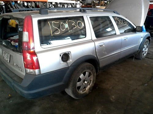 2001-2004 Volvo V70 Oem Dash Panel Speedometer Trim Bezel Surround Panel