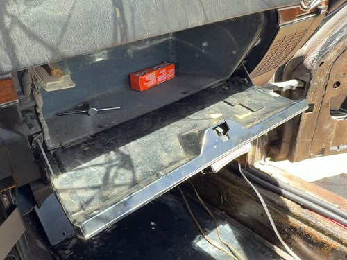 1980 Mercedes 450Sl 107 Glove Box Assembly Complete Door With Latch Oem Black