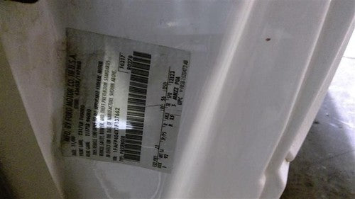 2001 Ford Mustang Driver Left Rear Corner Quarter Panel Moulding C Post Oem