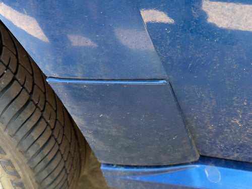 04-05 Vue Redline Passenger Right Rear Moulding From Door Back Pacific Blue 91U