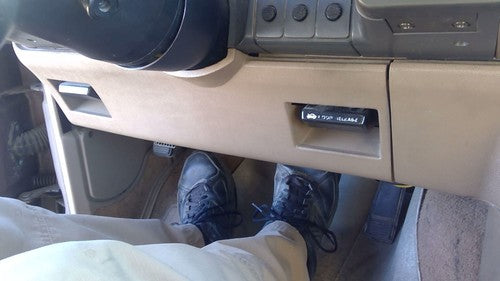 1990-1995 Chevy Astro Lower Dash Under Column Knee Bolster Trim Panel Oem Tan
