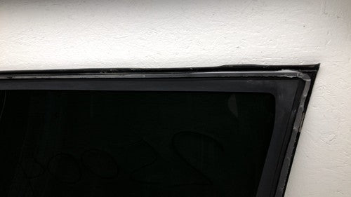 1992-99 Chevy Suburban Driver Left Rear Quarter Glass Back Side Window Oem