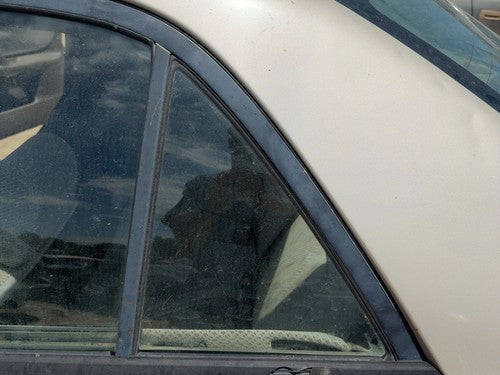 99-03 Protege Dx Driver Left Rear Vent Window Back Door Glass With Frame Oem