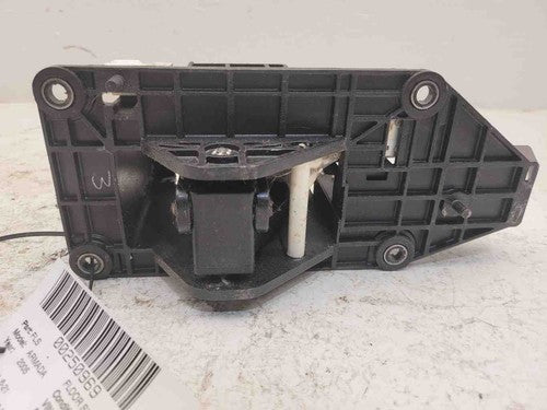 2005 Nissan Armada Transmission Shift Assembly Automatic Floor Shifter Oem Lever