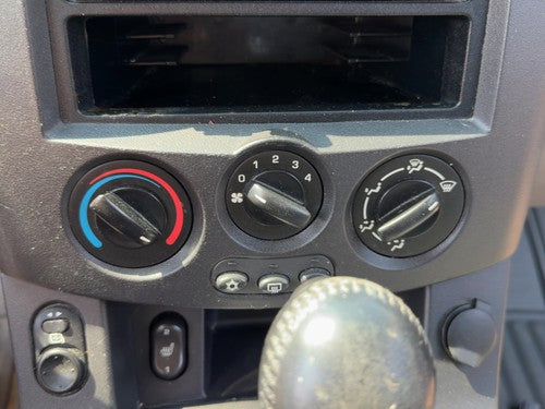 04-05 Vue Redline Temperature Control Module In Dash Heater Ac Head Unit Oem