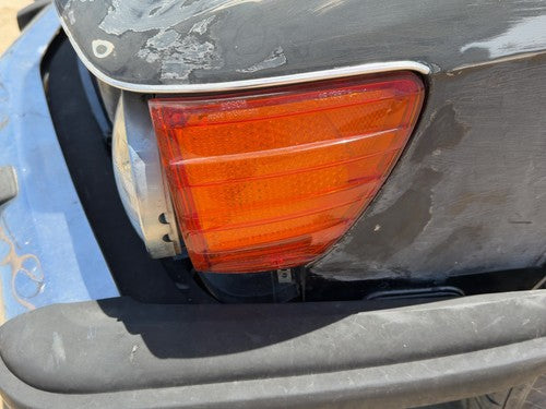 72-80 450Sl 107 Driver Left Front Turn Signal Light Lamp Oem Fender Mounted