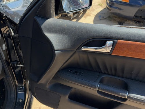 06-07 M35X Passenger Right Front Door Trim Panel With Switches Wood Graphite