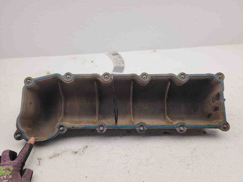 2004-2005 Cadillac Srx Passenger Right Valve Cover Oem 4.6L 12587645