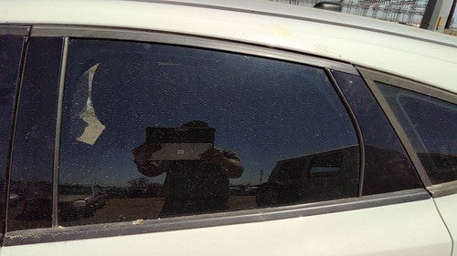 2012-2018 Ford Focus Ford Focus Driver Left Rear Side Window Door Glass Oem Back