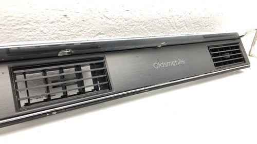 1989-1991 Olds 88 Eighty Eight Lower Dash Trim Bezel With Heater Ac Vents Oem