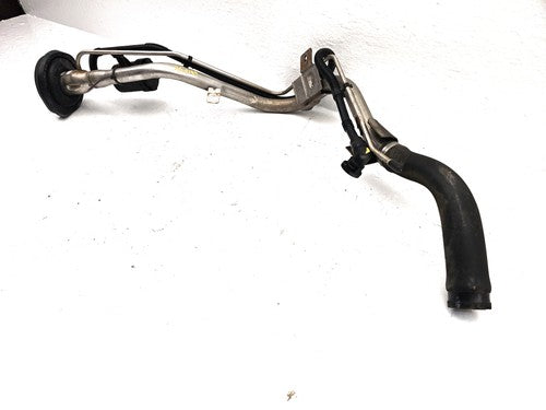 2004-2006 Mazda 3 Fuel Filler Neck Assembly With Gas Cap Oem Complete Bn8F4221Xb