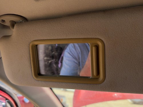 2006-2009 Driver Left Sun Visor Oem Illuminated 7432047160B0