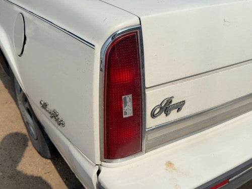 1985-1990 Oldsmobile 98 Driver Left Tail Light Brake Lamp Oem Rear 00919889