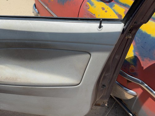 05-10 Cobalt Passenger Right Front Door Trim Panel With Switches Coupe Gray 14B