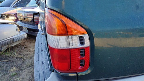 1998-2002 Honda Passport Passenger Right Tail Light Oem Brake Lamp Rear 5647813