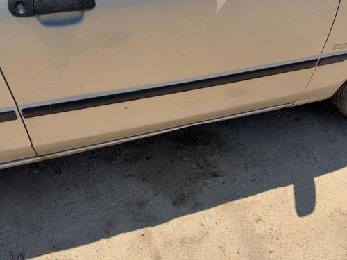 99-03 Mazda Protege Dx Passenger Right Front Moulding From Door Oem Trim Strip