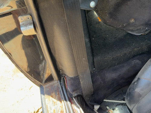 80 Mercedes 450SL 107 Passenger Right Front Seat Belt Retractor OEM Black