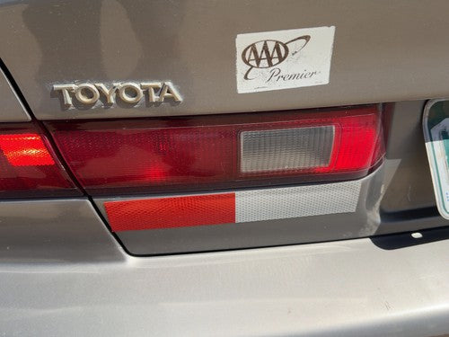 1997-2001 Toyota Camry Driver Left Inner Tail Light Brake Lamp OEM 81680AA020