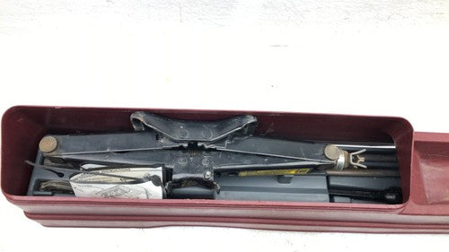 1990 Chevy Silverado 1500 Jack Tool Kit Set Assembly With Tray Spare Oem