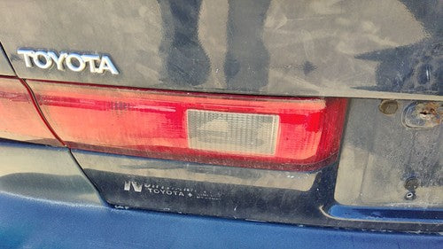 1997-1999 Toyota Camry Driver Left Inner Tail Light Brake Lamp Oem Rear