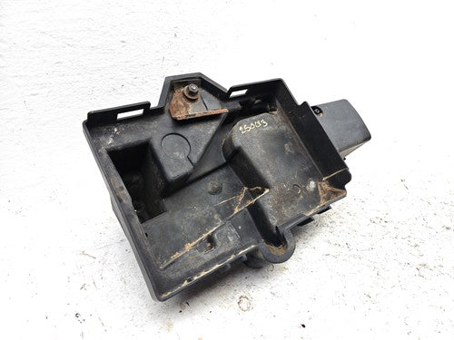 2006-2007 Chrysler Town & Country Complete Battery Tray With Hold Down 3.8L Oem
