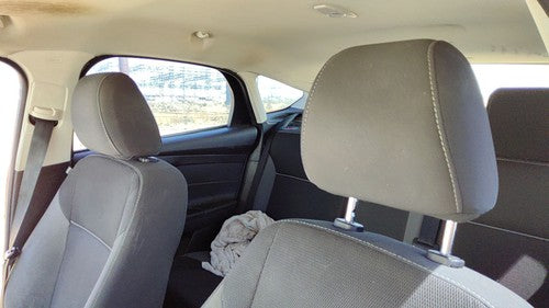 2013-2014 Ford Focus Ford Focus Pair Of Front Headrests Oem Left Right Set Seat