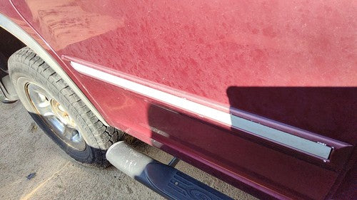 97-02 Expedition Passenger Right Rear Moulding From Door Back Trim Maroon Jl