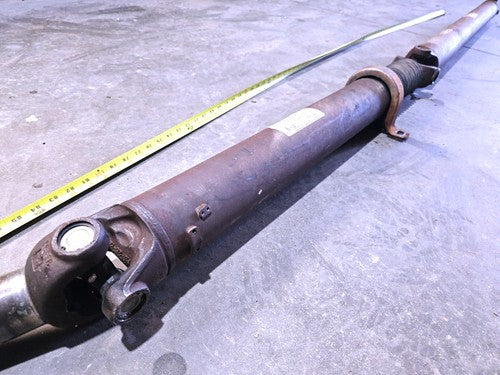 2004-2007 Chevy Silverado 2500 Rear Drive Shaft Oem Back Driveline 4X4 25776613