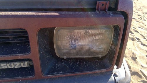 1981-1987 Isuzu Pup Pickup Driver Left Head Light Oem Front Lamp With Bracket