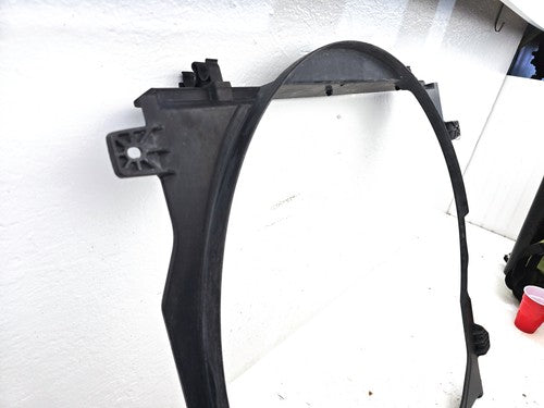 05-09 Dodge Ram 2500 3500 Radiator Cooling Fan Shroud Oem 5.9L Cummins Diesel