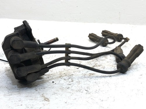 1989-1992 Volvo 740 Distributor B230f At 81112153