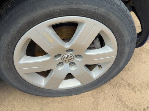 06-09 Beetle Convertible 16" Aluminum Wheel Factory 6 Spoke Rim 16X6-1/2 Painted