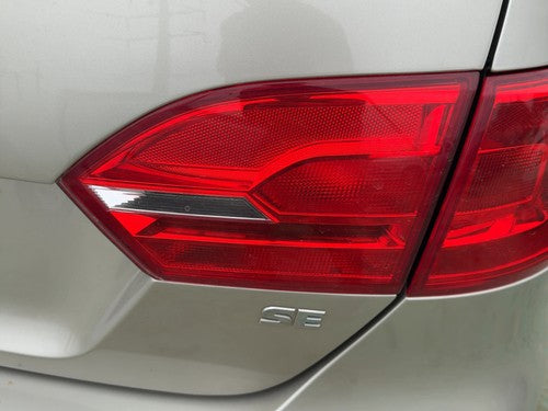 2011-2014 Vw Jetta Passenger Right Inner Tail Light Brake Lamp Oem Rear