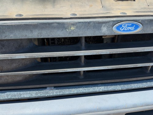 91-94 Ford Explorer 2 Dr Front Grille Assembly Painted Exc Limited OEM F1TZ8200A