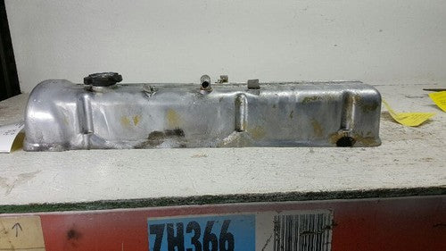 1981 Datsun 810 Maxima Valve Cover 2.8L Engine Oem