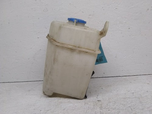 2000-2002 Kia Rio Windshield Washer Fluid Tank Bottle Wash Reservoir Sedan Oem