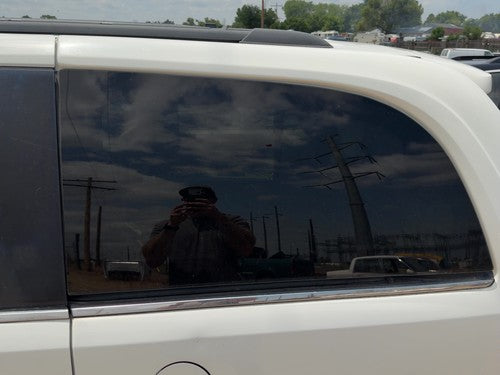 08-16 Town & Country Driver Left Rear Quarter Glass Back Side Window Oem