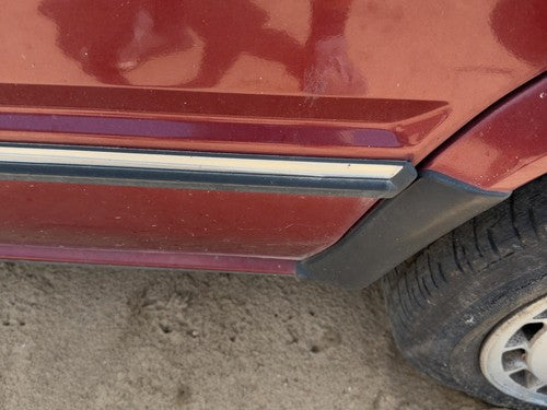 85-88 Nissan Maxima Driver Left Rear Moulding From Door Oem Back 4 Door Sedan