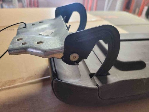 2010-2011 Chevy Equinox Center Console Lid Only Oem Arm Rest 20914448