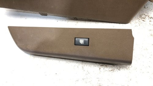 1992-1994 Chevy Suburban Passenger Right Front Door Trim Panel With Switches