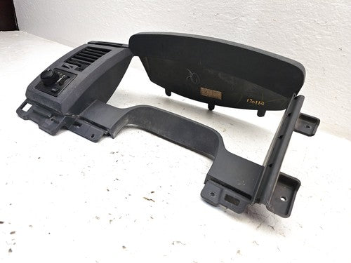 06-07 Dodge Ram 2500 Speedometer Bezel Dash Trim Panel With Headlight Switch Oem