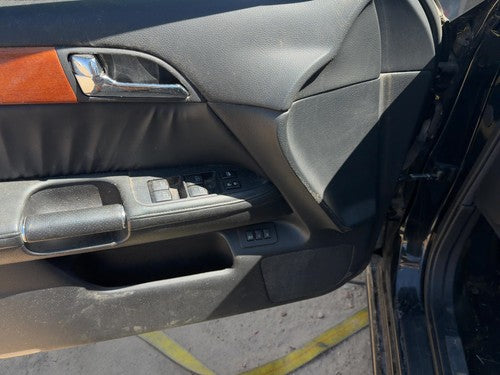 06-07 M35X Driver Left Front Door Trim Panel With Master Switch Wood Graphite