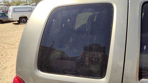 2002-2007 Jeep Liberty Passenger Right Rear Quarter Glass Back Side Window Oem