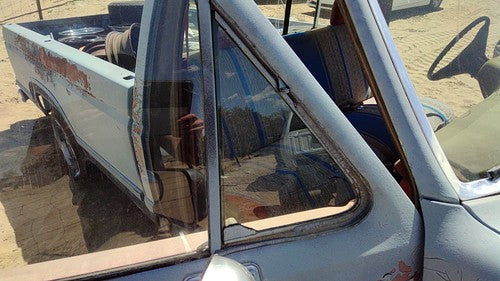 80-91 F150 Passenger Right Front Vent Window Small Door Glass With Frame Oem