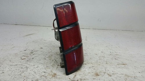 1988-1993 Pontiac Lemans Driver Left Tail Light 2 Door Oem 05974272